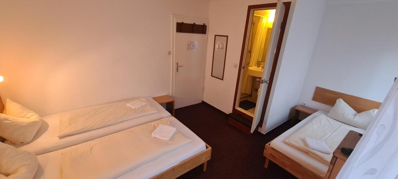 Hotel Lamm Stuttgart Pokój zdjęcie